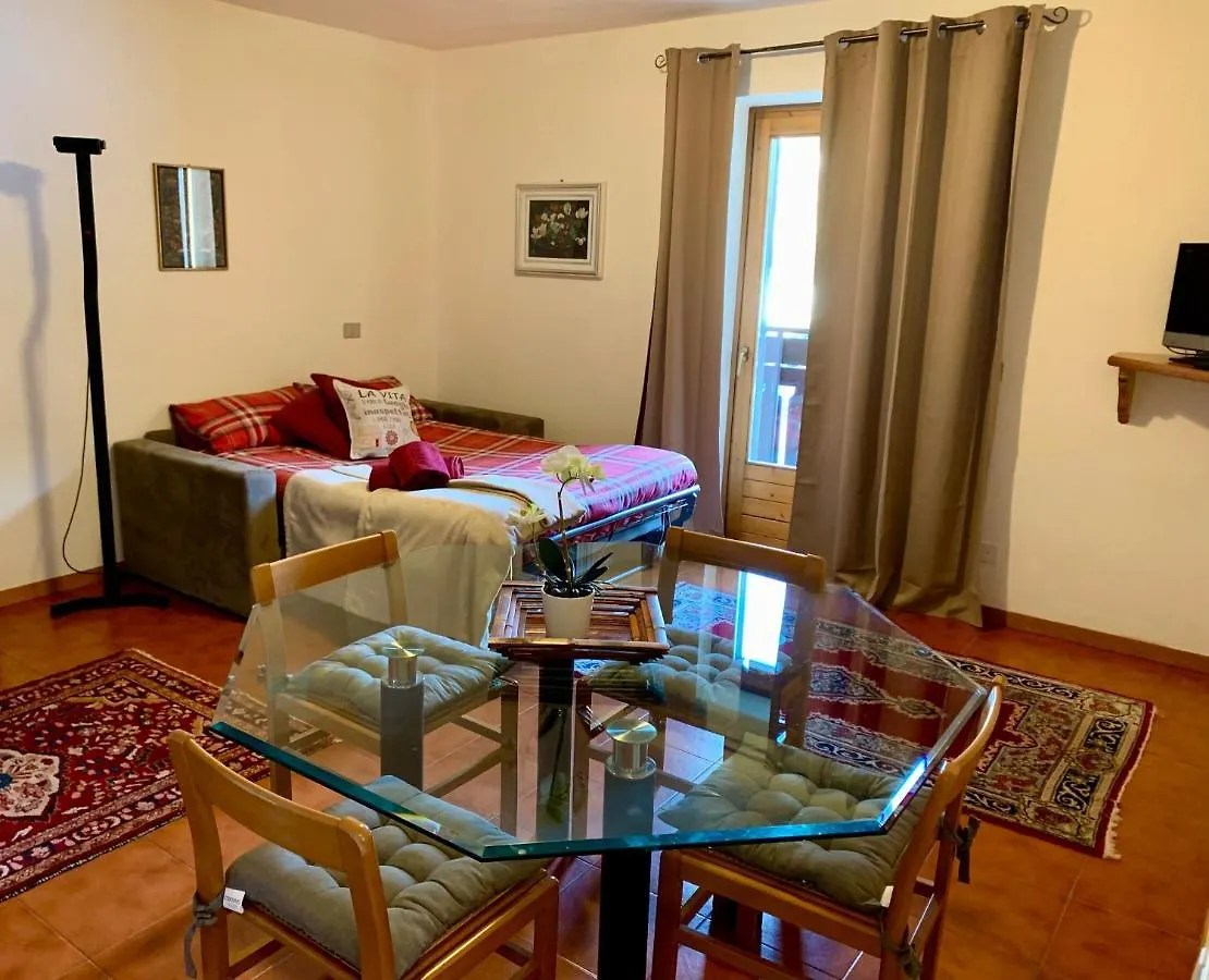 Cima De' Piazzi Apartment 伊索拉察 0*,